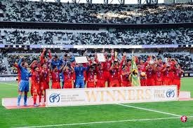 全国游泳锦标赛：潘展乐率领浙江夺得男子4x200米自由泳接力冠军