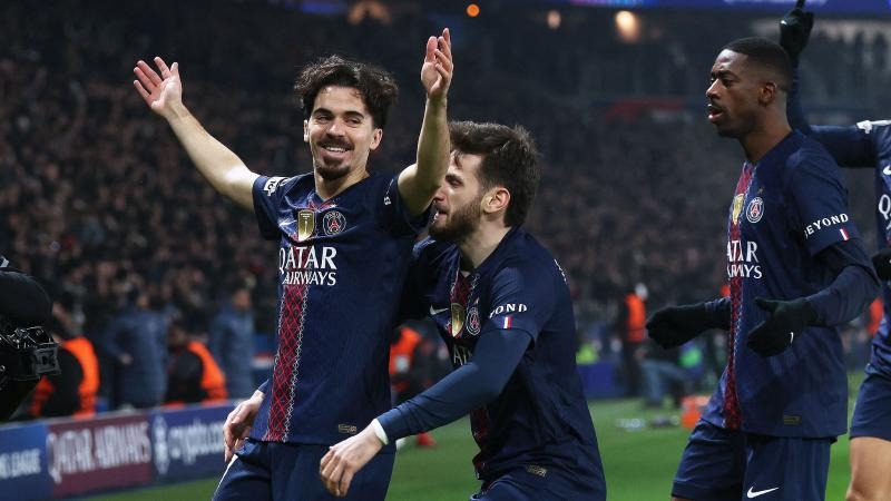 很硬 但是多练一练投射 这场比赛一般吧＂